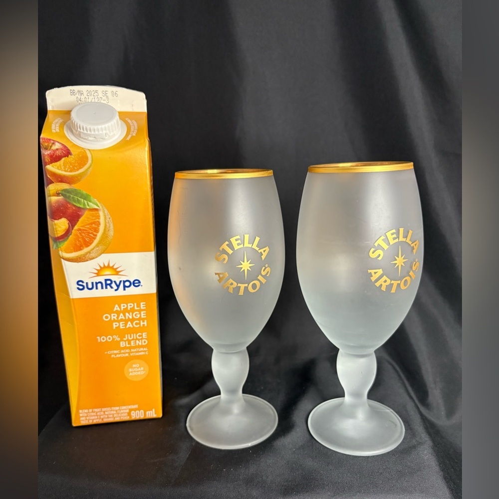 2- rare Wimbledon Championship StellaArtois Glasses